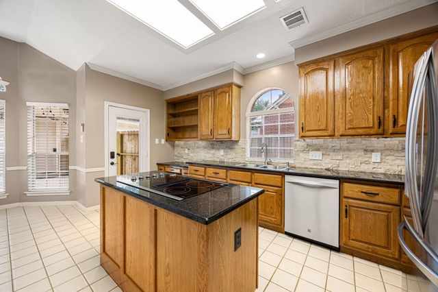 3614 Valley Chase Drive, Kingwood, TX 77345