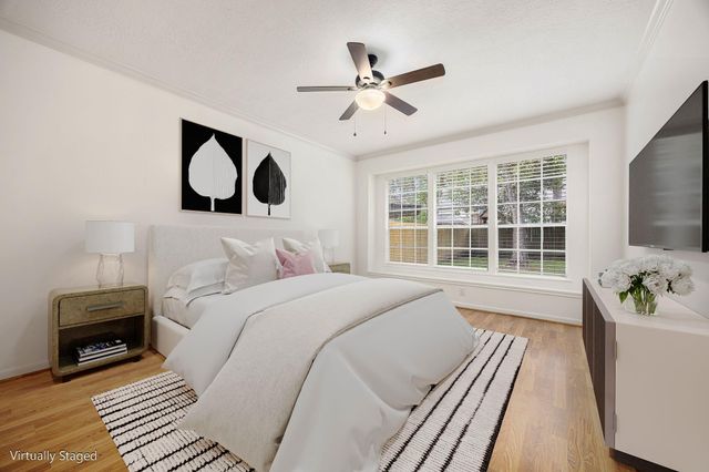 3614 Valley Chase Drive, Kingwood, TX 77345