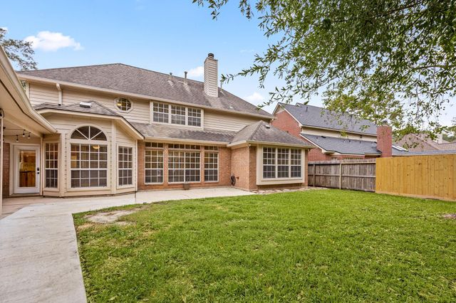 3614 Valley Chase Drive, Kingwood, TX 77345