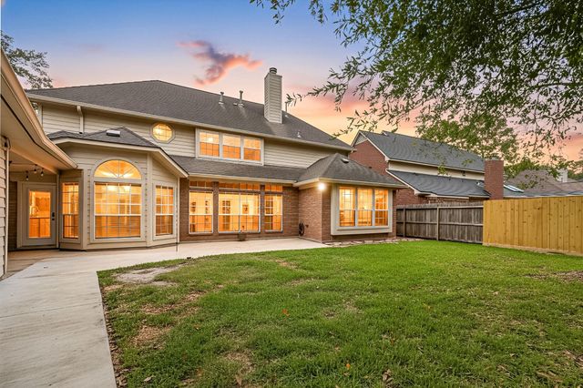 3614 Valley Chase Drive, Kingwood, TX 77345