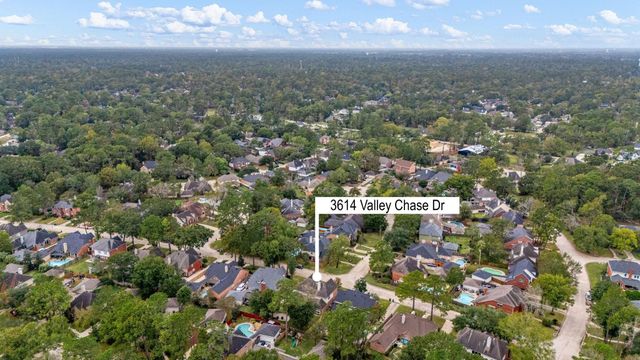 3614 Valley Chase Drive, Kingwood, TX 77345