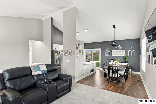 7972 N 155th Street, Bennington, NE 68007