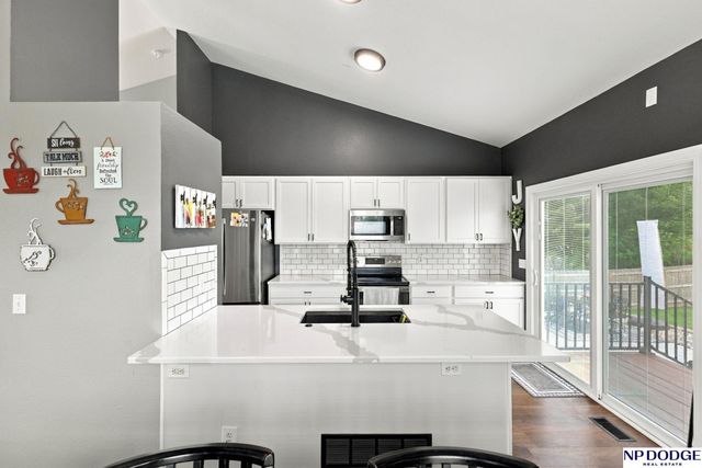 7972 N 155th Street, Bennington, NE 68007