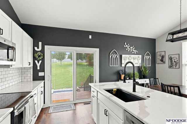 7972 N 155th Street, Bennington, NE 68007