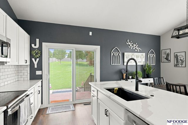 7972 N 155th Street, Bennington, NE 68007
