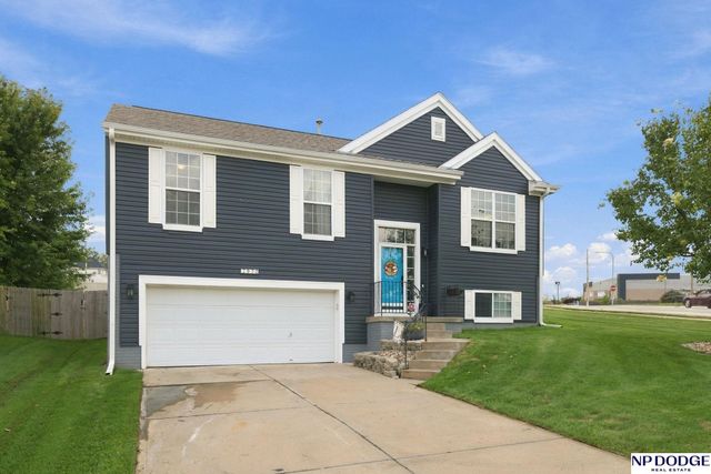 7972 N 155th Street, Bennington, NE 68007
