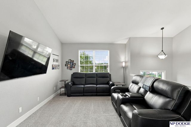 7972 N 155th Street, Bennington, NE 68007