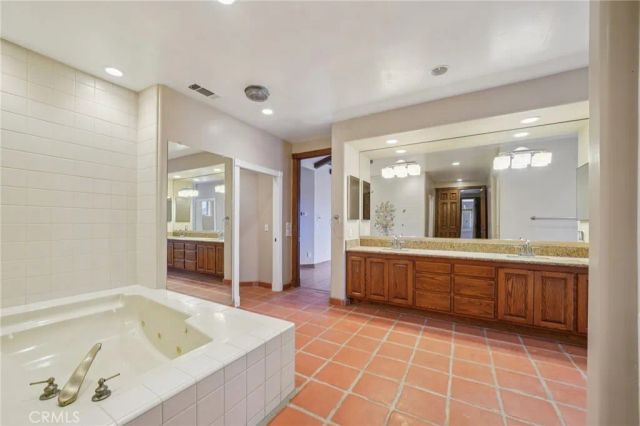 38075 Via Majorca, Murrieta, CA 92562