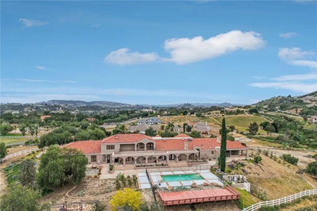 38075 Via Majorca, Murrieta, CA 92562