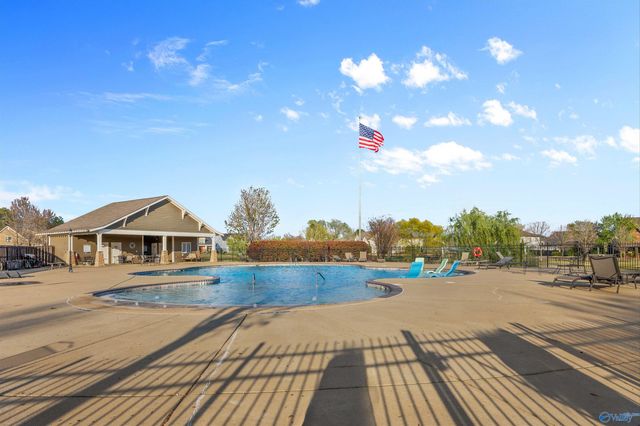 1212 Smooth Stone Trail, Huntsville, AL 35806