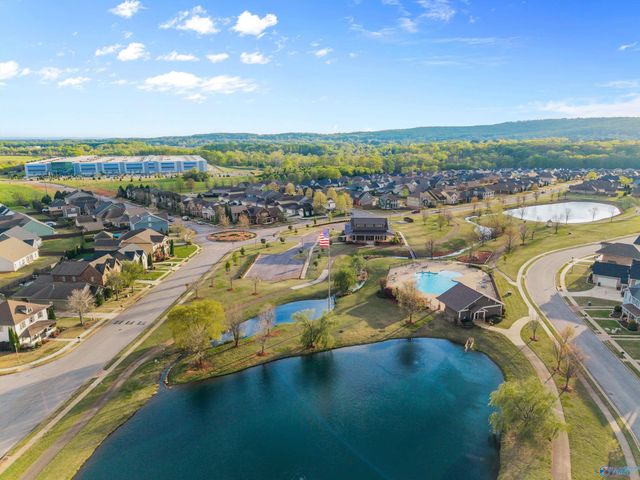 1212 Smooth Stone Trail, Huntsville, AL 35806