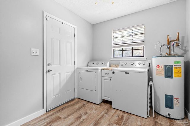 10663 Silver Creek Dr, Pensacola, FL 32506