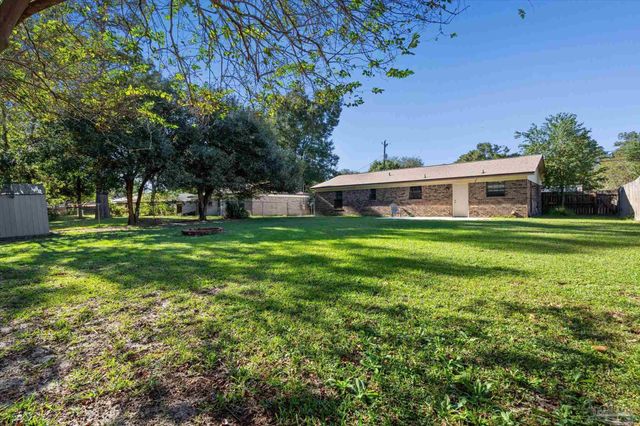 10663 Silver Creek Dr, Pensacola, FL 32506