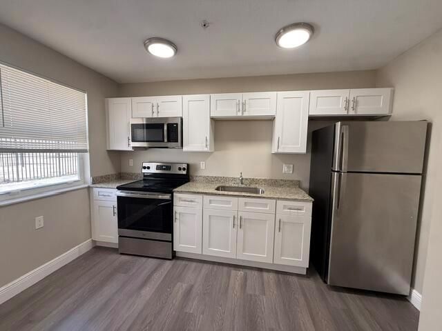 4393 Windsor Avenue 21, West Palm Beach, FL 33407
