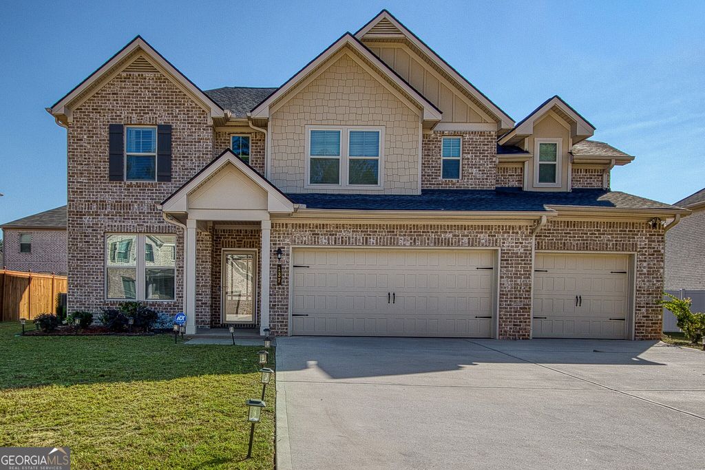 137 Cabin Way, Hampton, GA 30228 — exterior