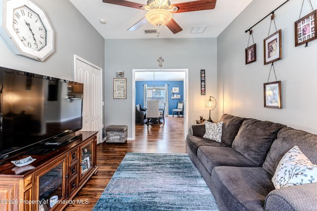 18735 Rolling Hills Loop, Hudson, FL 34667