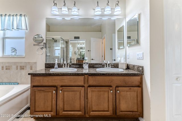 18735 Rolling Hills Loop, Hudson, FL 34667