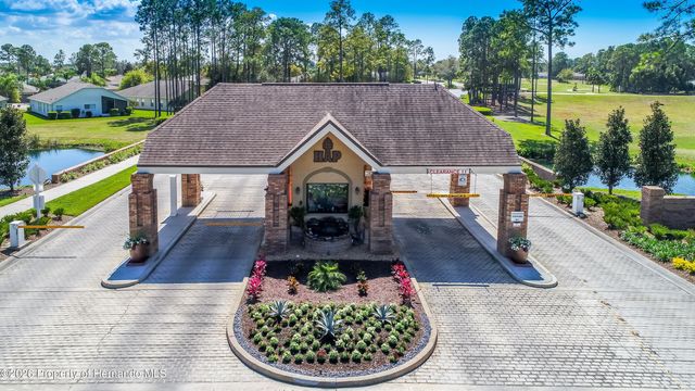 18735 Rolling Hills Loop, Hudson, FL 34667