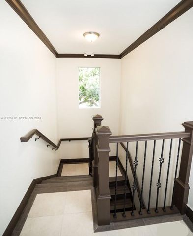 53 NE 49th St 7, Miami, FL 33137