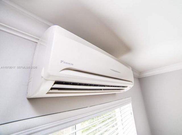 53 NE 49th St 7, Miami, FL 33137