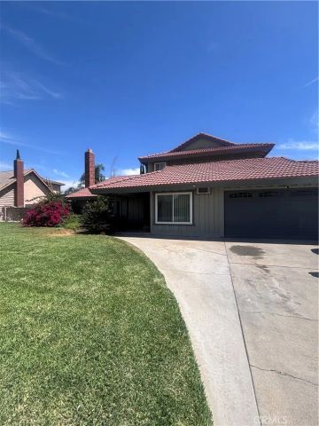 19559 Oakland, Rialto, CA 92377