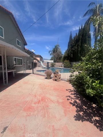 19559 Oakland, Rialto, CA 92377