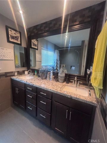 19559 Oakland, Rialto, CA 92377
