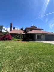19559 Oakland, Rialto, CA 92377