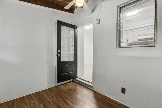 604 NE 14th Place, Fort Lauderdale, FL 33304