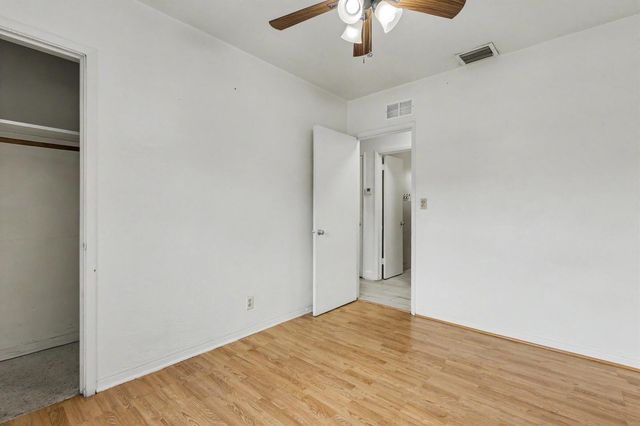 604 NE 14th Place, Fort Lauderdale, FL 33304