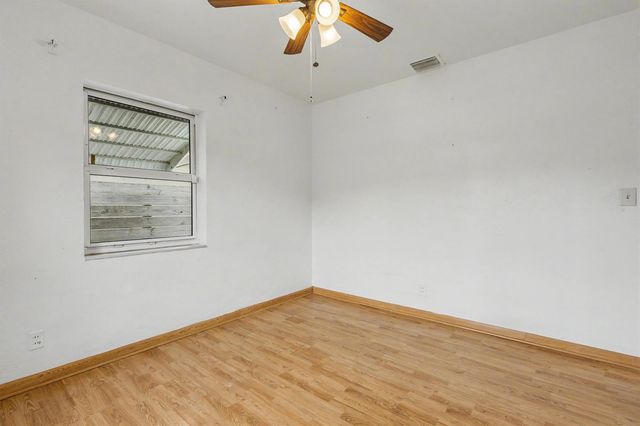 604 NE 14th Place, Fort Lauderdale, FL 33304