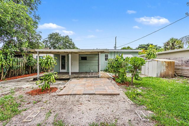 604 NE 14th Place, Fort Lauderdale, FL 33304