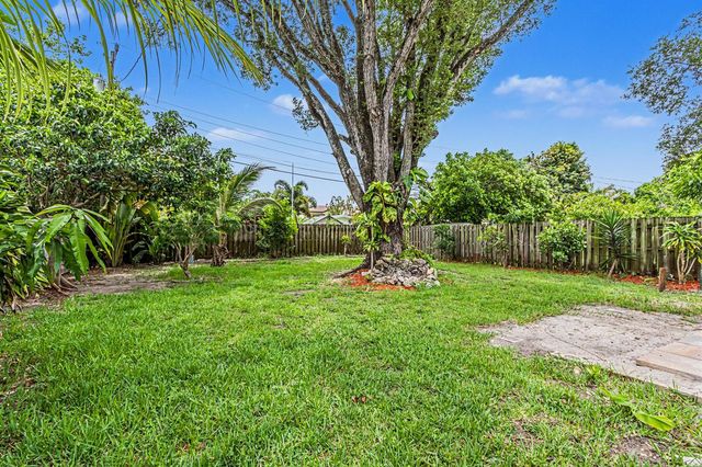 604 NE 14th Place, Fort Lauderdale, FL 33304