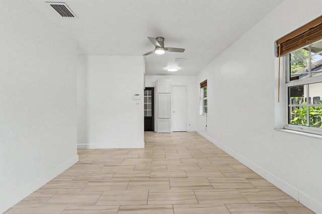 604 NE 14th Place, Fort Lauderdale, FL 33304