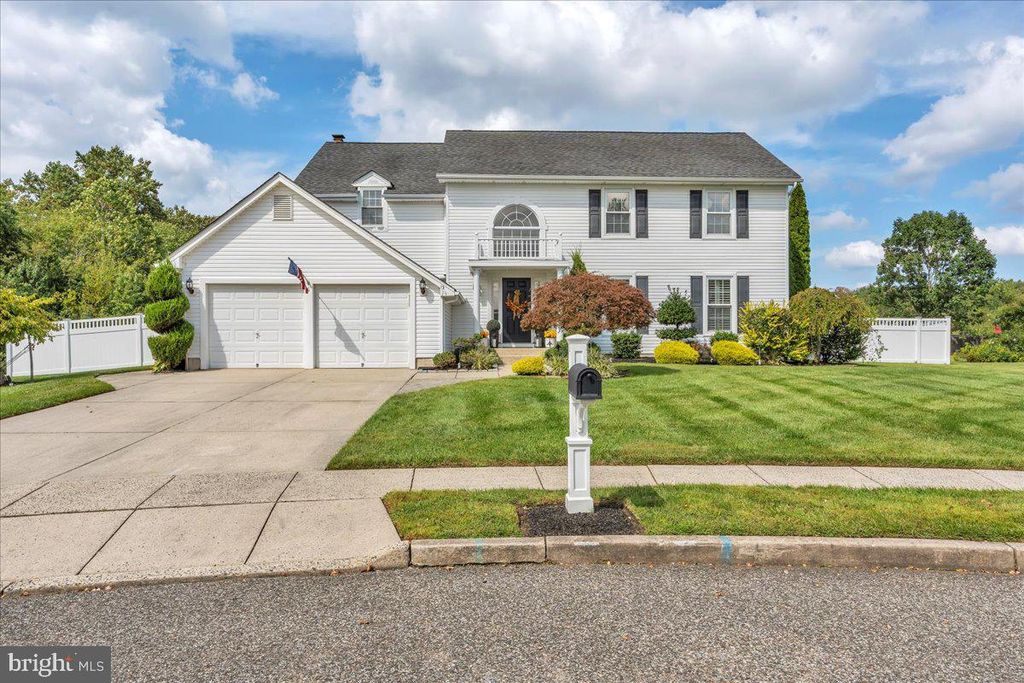 Image 1 of property listing at 6 BUTTONWOOD CT, Sewell, NJ 08080