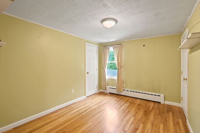 18 Gifford Rd, Westport, MA 02790
