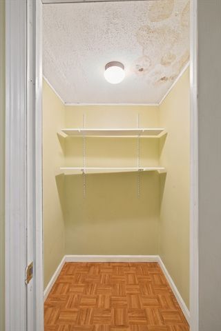 18 Gifford Rd, Westport, MA 02790