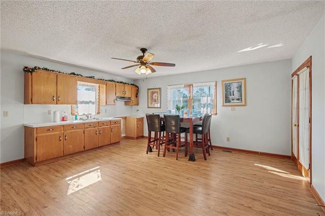 365 North Road, Thomasville, NC 27360