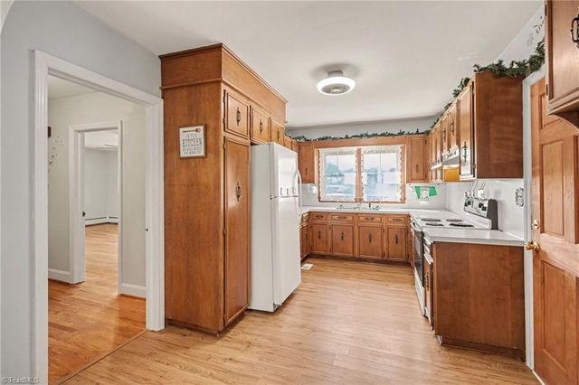 365 North Road, Thomasville, NC 27360