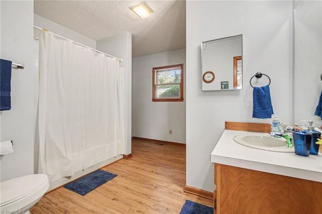 365 North Road, Thomasville, NC 27360