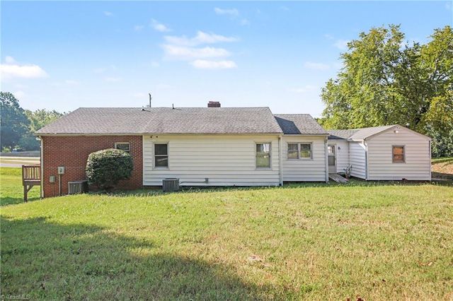 365 North Road, Thomasville, NC 27360