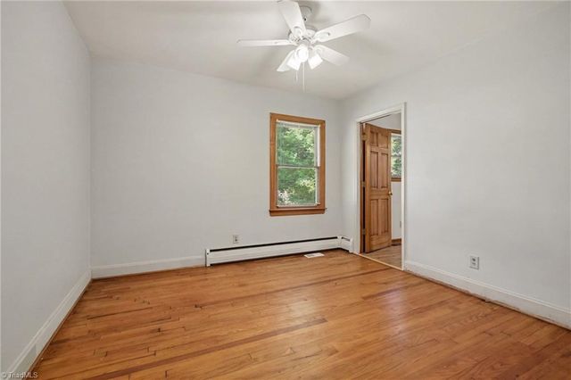 365 North Road, Thomasville, NC 27360