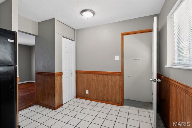 1927 Hudson Road, St Louis, MO 63136