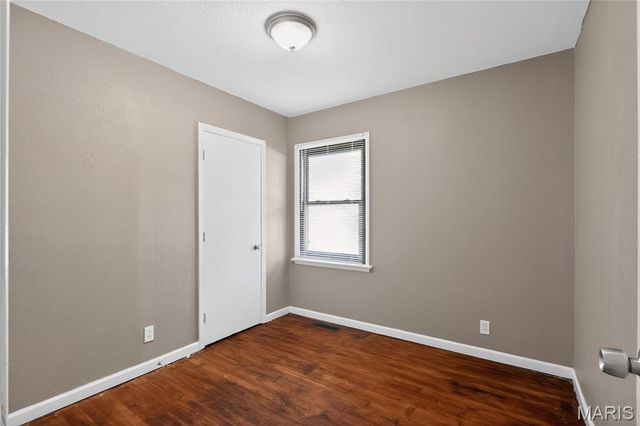1927 Hudson Road, St Louis, MO 63136