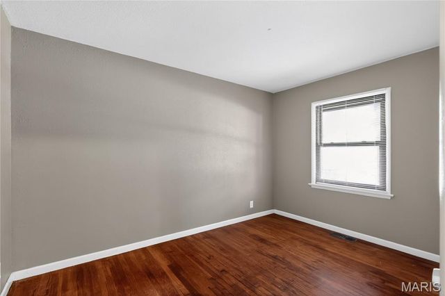 1927 Hudson Road, St Louis, MO 63136