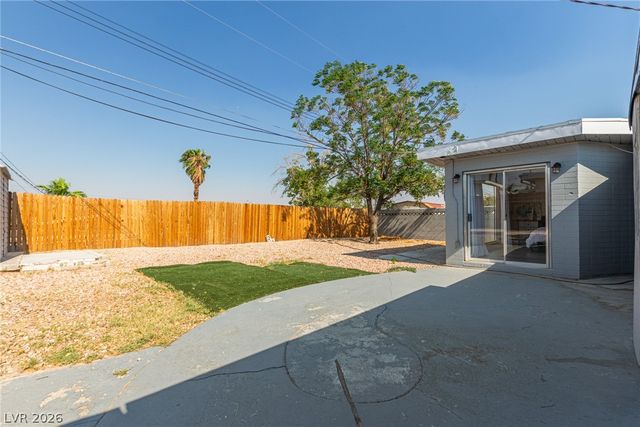 1028 Nassau Drive, Las Vegas, NV 89108