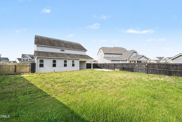 1665 Man O War Drive, Hope Mills, NC 28348