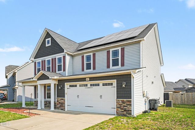 1665 Man O War Drive, Hope Mills, NC 28348