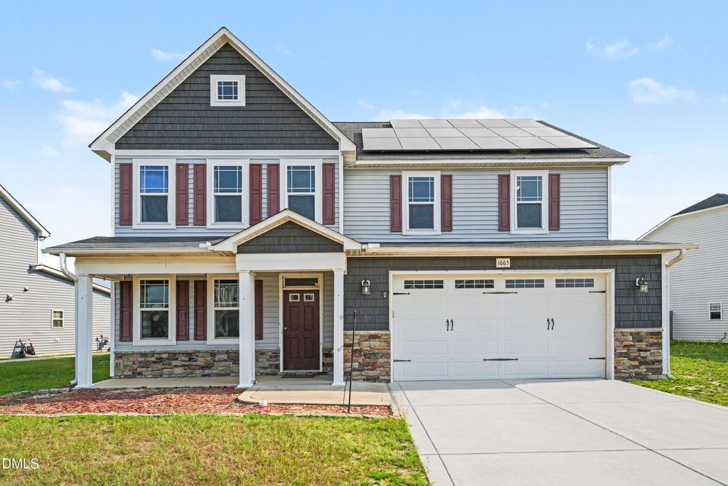 1665 Man O War Drive, Hope Mills, NC 28348