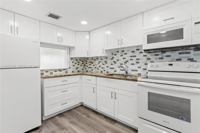 1855 W 60th St 311, Hialeah, FL 33012